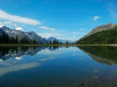 Gasthof Hirschen 여관 *