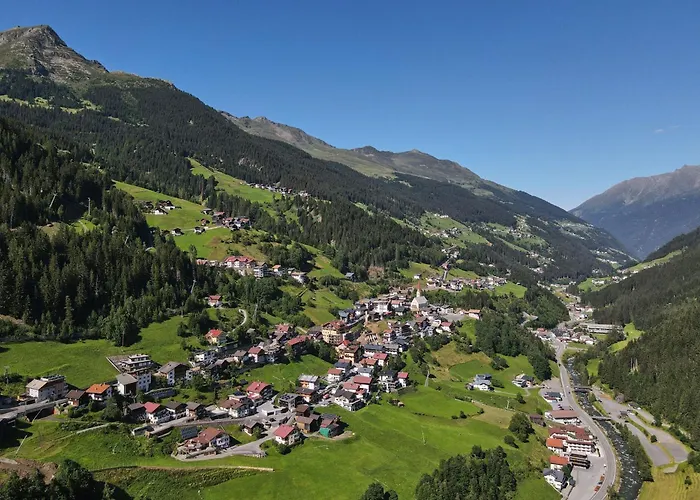 Gasthof Hirschen Penzion Kappl (Landeck)
